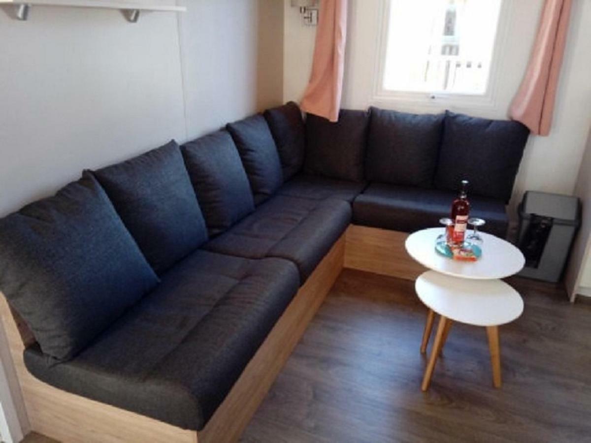Mobilhome Saint Julien En Born Zewnętrze zdjęcie