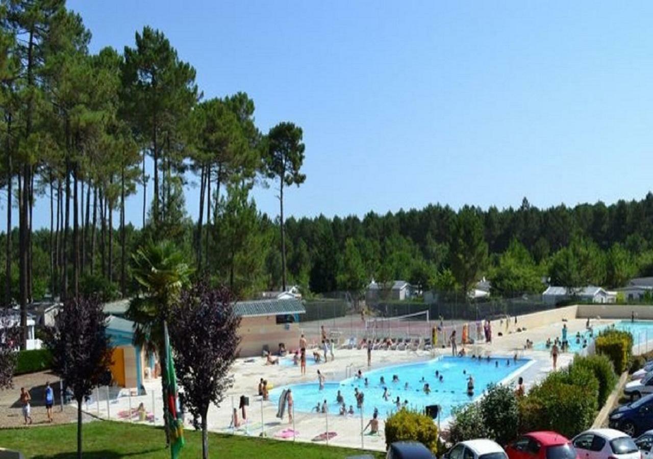 Mobilhome Saint Julien En Born Zewnętrze zdjęcie