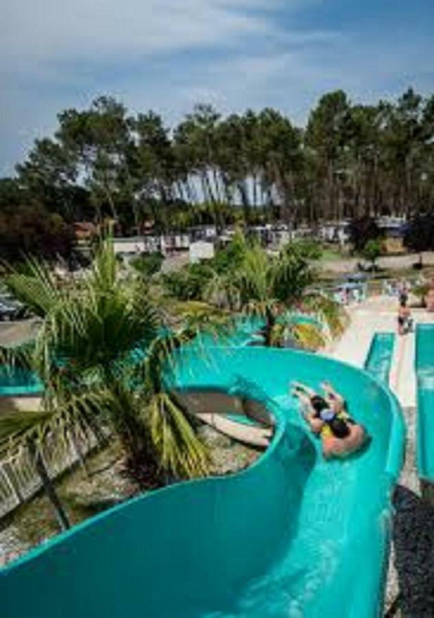 Mobilhome Saint Julien En Born Zewnętrze zdjęcie