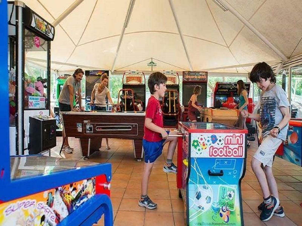 Mobilhome Saint Julien En Born Zewnętrze zdjęcie